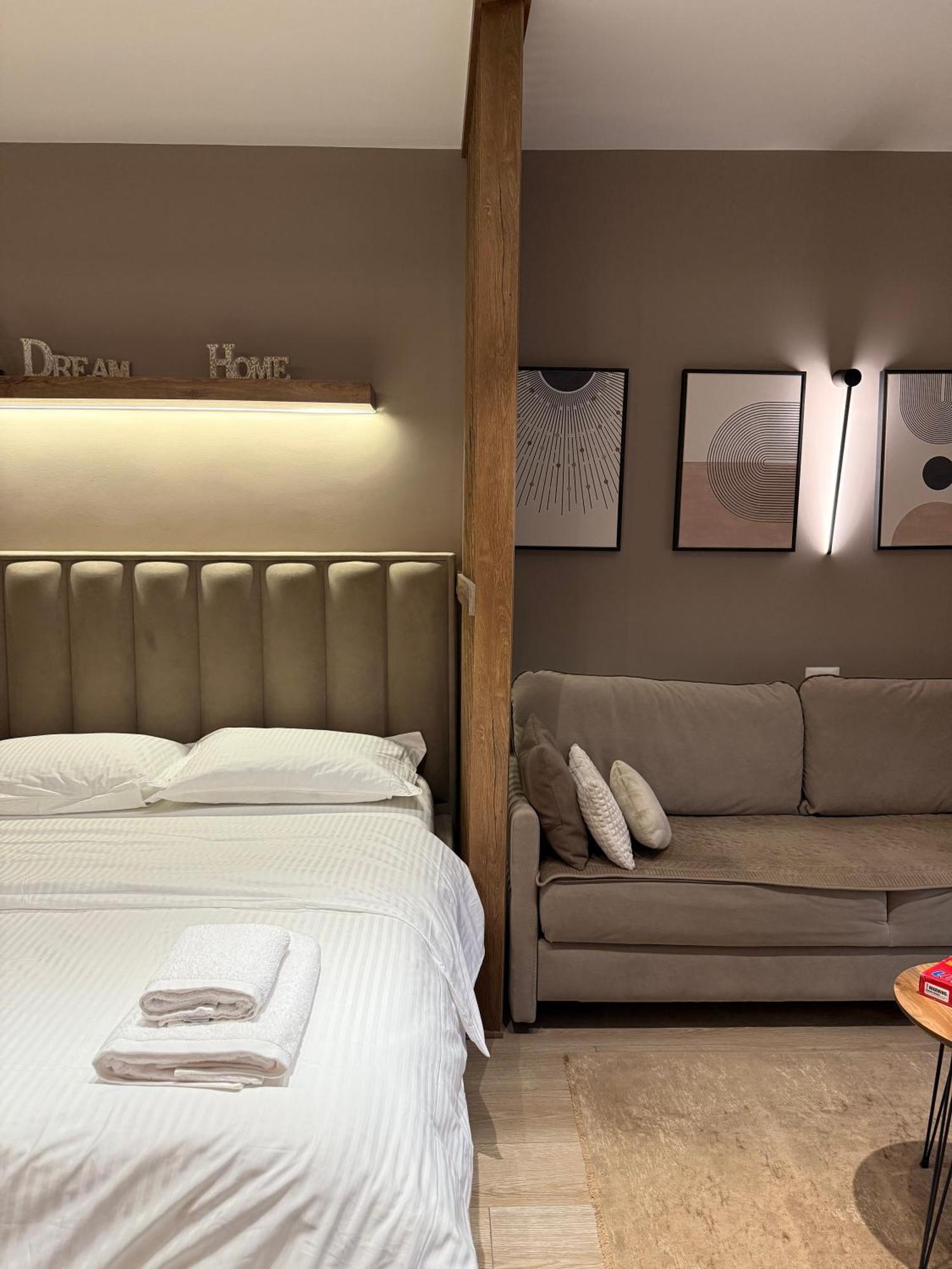 4seasonsgea , Deluxe , Centre , Appartement *